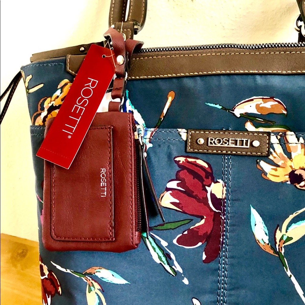 NWT - ROSETTI FLOWERS HANDBAG - Picture 2 of 8